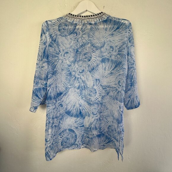 Chico's Womens Blue Shell Print Embellished V-Neck 3/4 Sleeve Tunic Top Size 0 - Picture 2 of 7